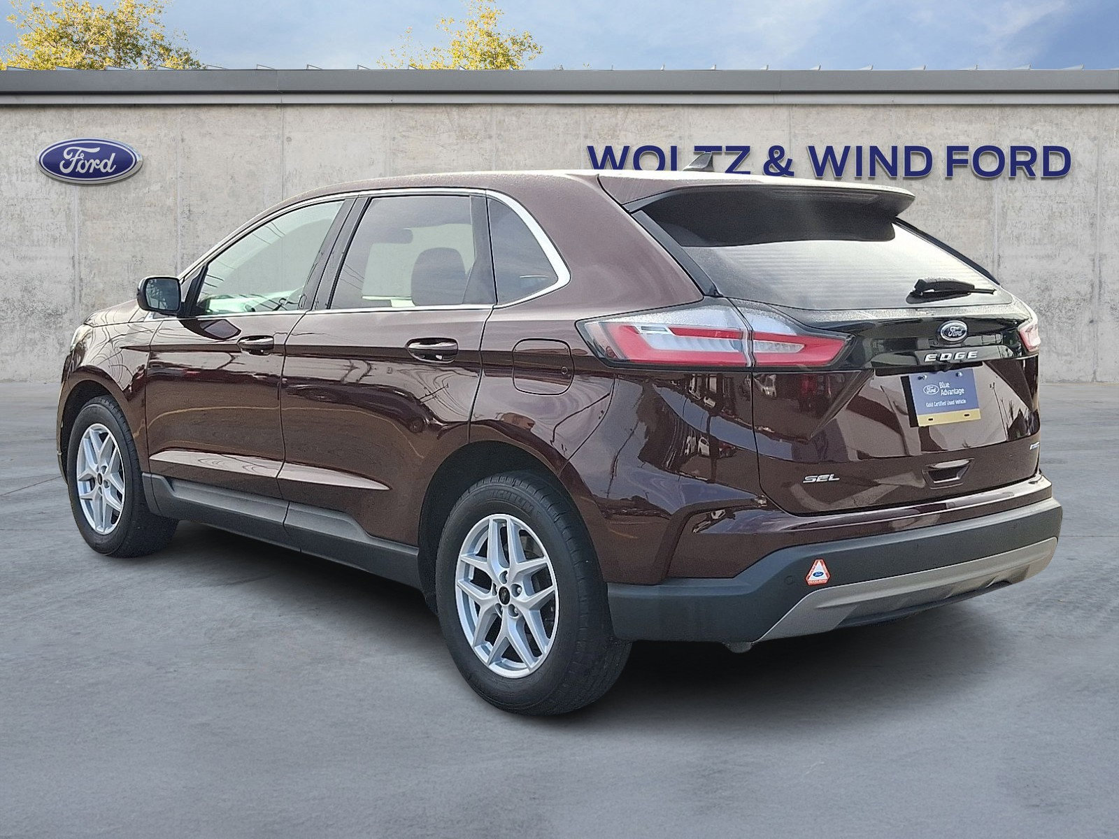 Certified 2023 Ford Edge SEL w/ Convenience Package image 4
