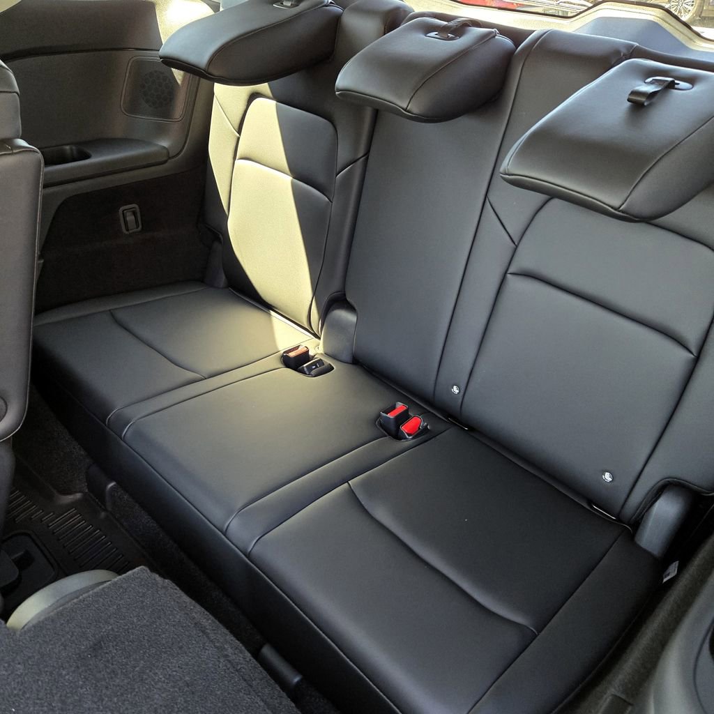 New 2026 Nissan Pathfinder SL w/ SL Premium Package image 11