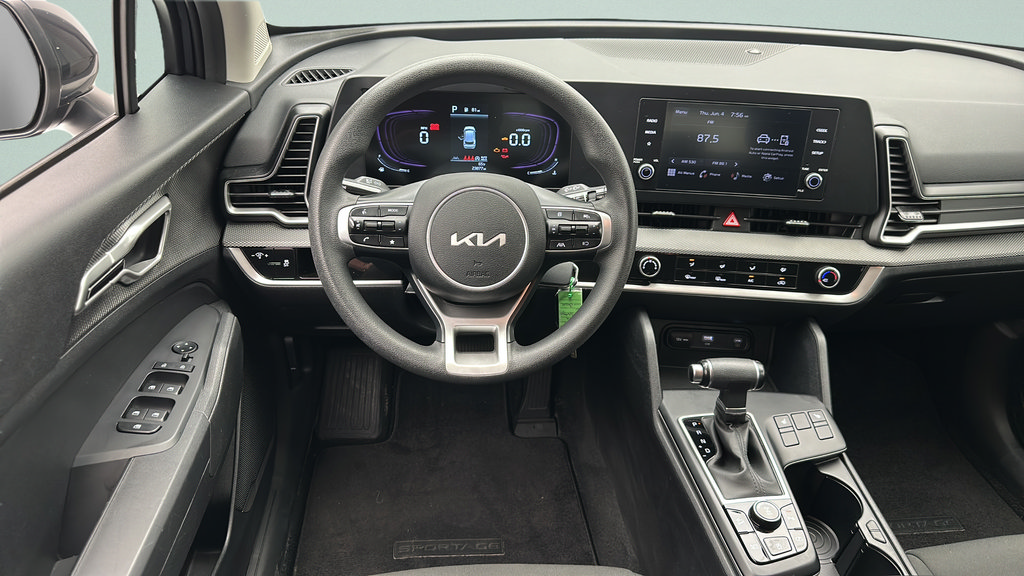 Used 2024 Kia Sportage LX AWD/4WD image 12