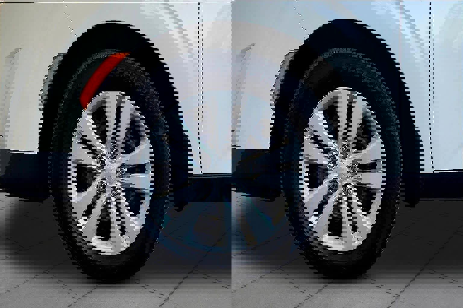 Used 2023 Kia Soul LX image 11