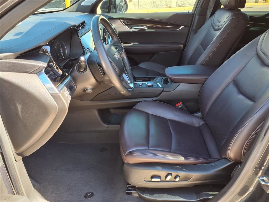 Certified 2023 Cadillac XT6 Premium Luxury image 19