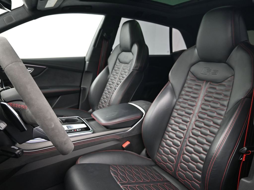 Used 2023 Audi RS Q8 image 5