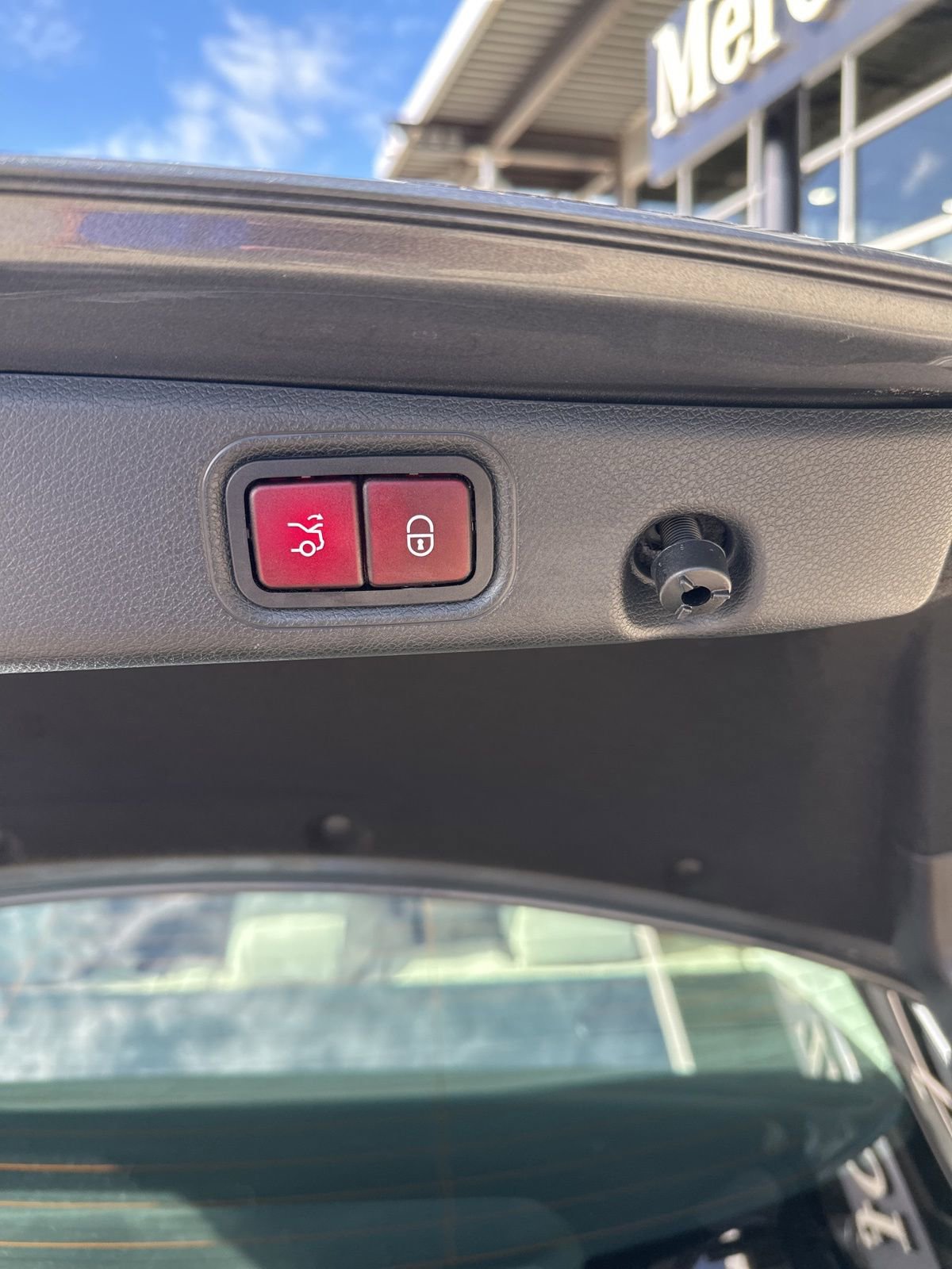 Used 2020 Mercedes-Benz E 350 Sedan image 13