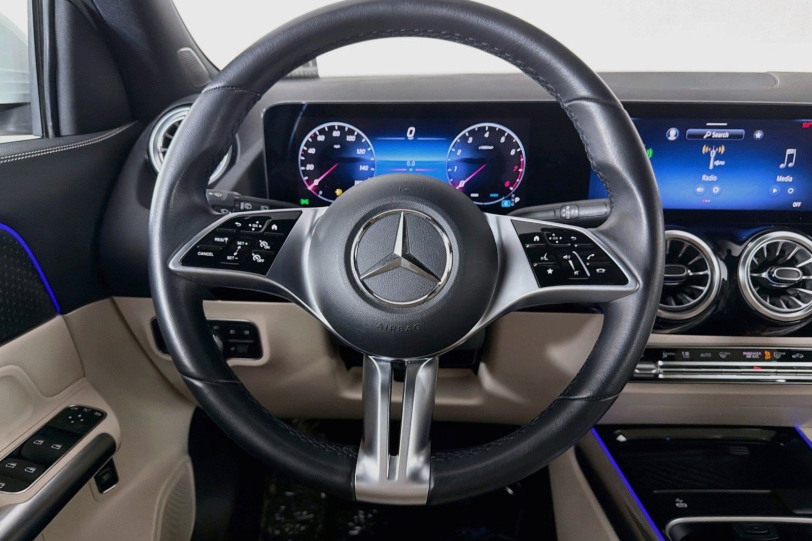 Used 2024 Mercedes-Benz GLA 250 image 19