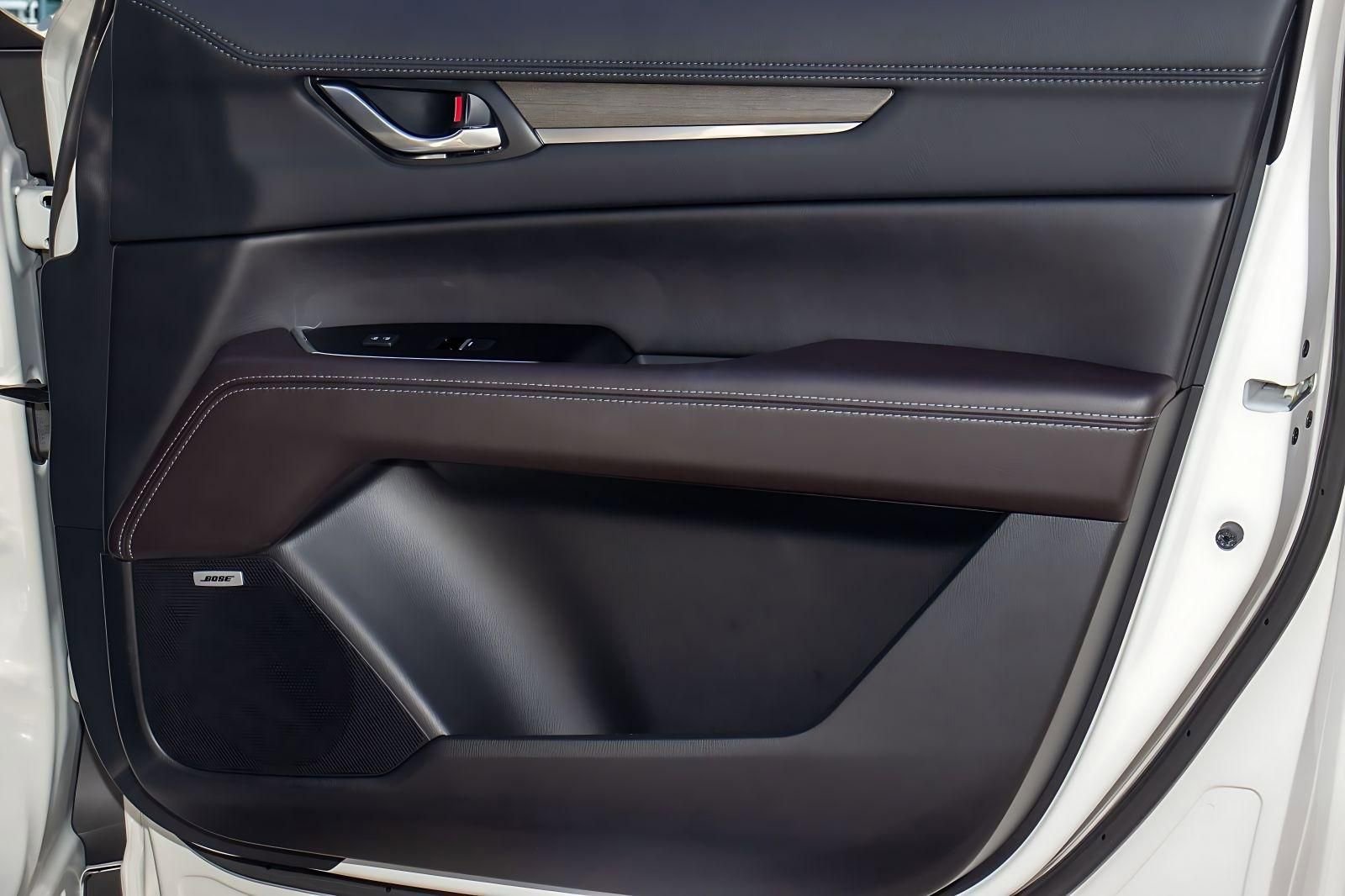 Used 2025 MAZDA CX-5 Signature image 15