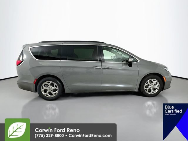 Used 2023 Chrysler Pacifica Limited FWD image 10