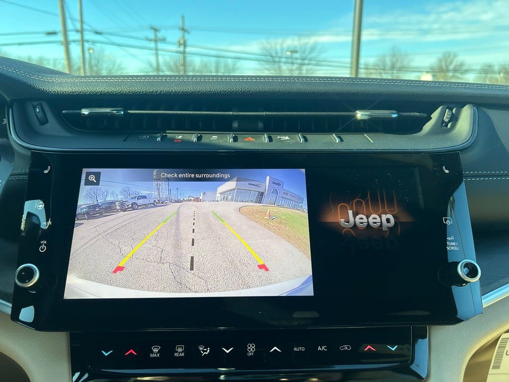 New 2026 Jeep Grand Cherokee Limited image 22