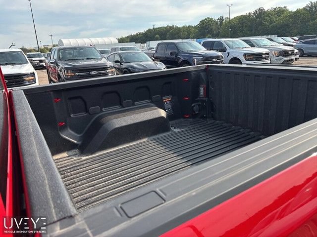 Used 2024 Chevrolet Silverado 1500 LT AWD/4WD image 4