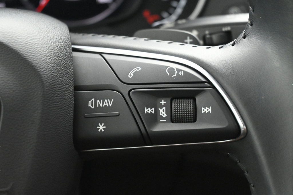 Used 2020 Audi Q5 2.0T Premium Plus AWD/4WD image 22
