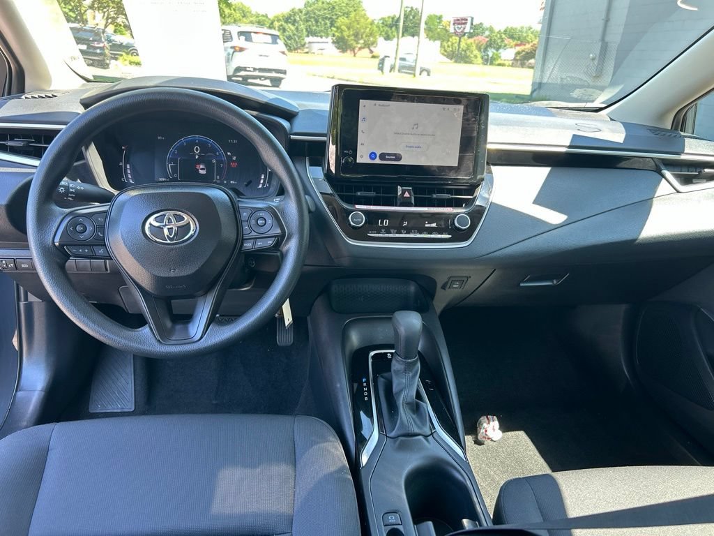 Used 2026 Toyota Corolla LE FWD image 10