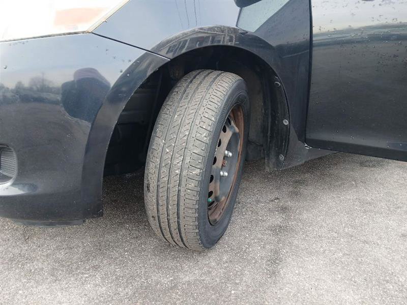 Used 2012 Toyota Yaris Sedan image 17