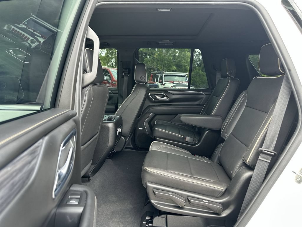 Certified 2023 GMC Yukon SLT w/ SLT Premium Package AWD/4WD image 25