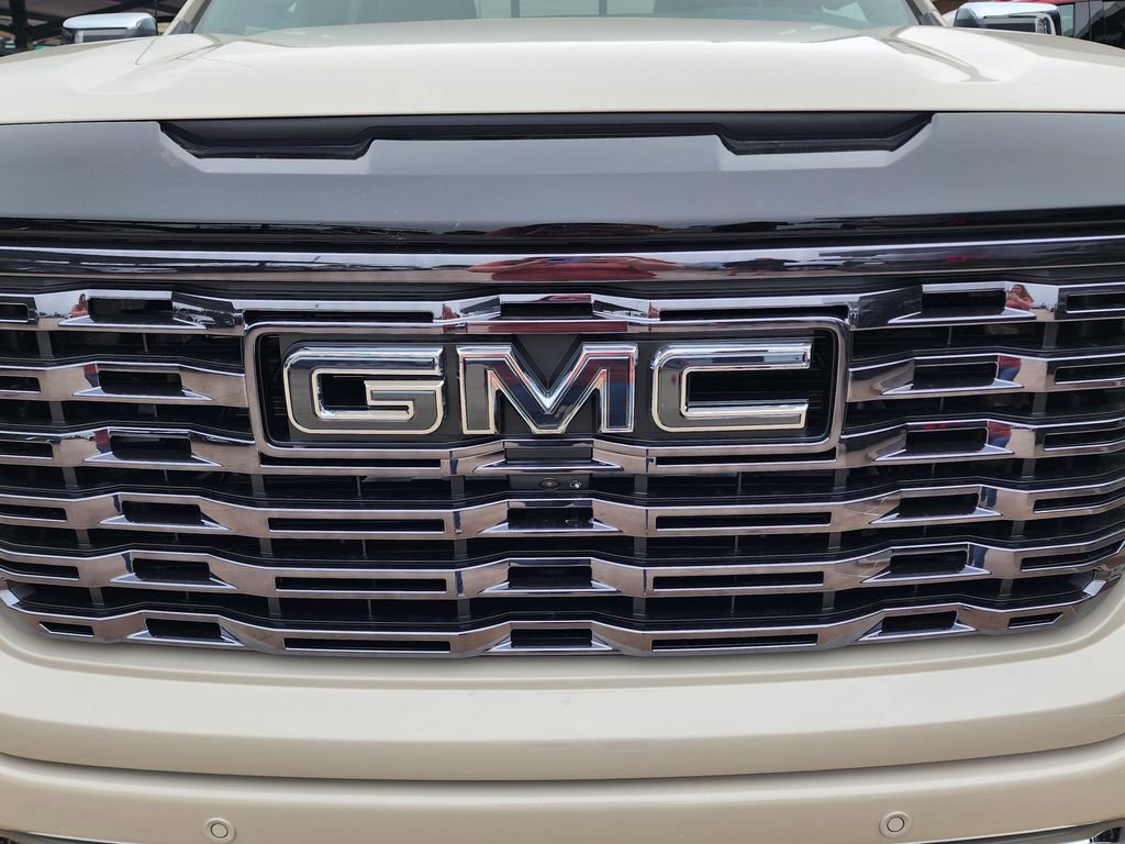 New 2026 GMC Sierra 1500 Denali Ultimate AWD/4WD image 9