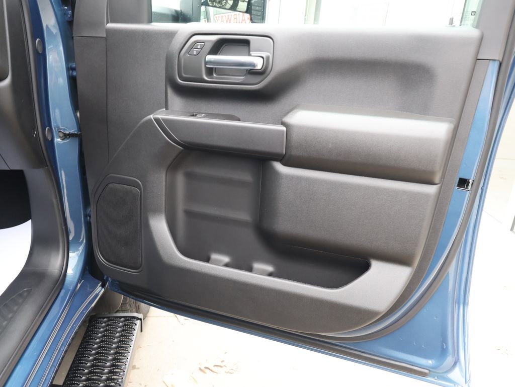 New 2026 Chevrolet Silverado 2500 Custom w/ Custom Convenience Package image 40