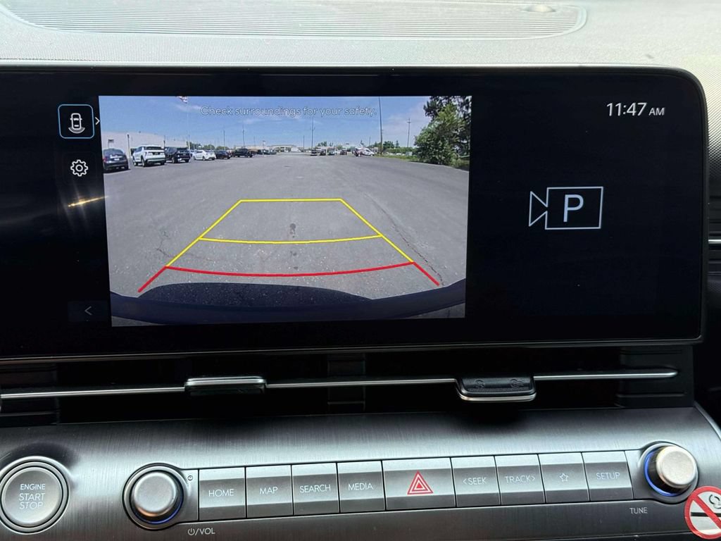 Used 2025 Hyundai Kona SEL FWD image 25
