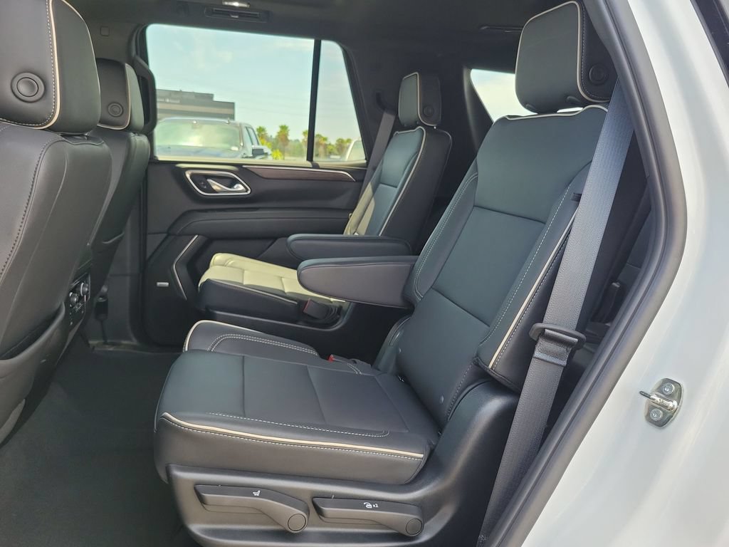 Used 2023 Chevrolet Tahoe Premier AWD/4WD image 26