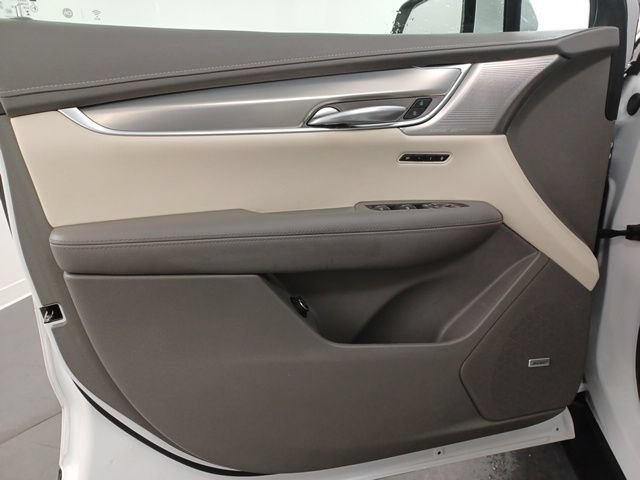 Used 2023 Cadillac XT5 Premium Luxury FWD image 13