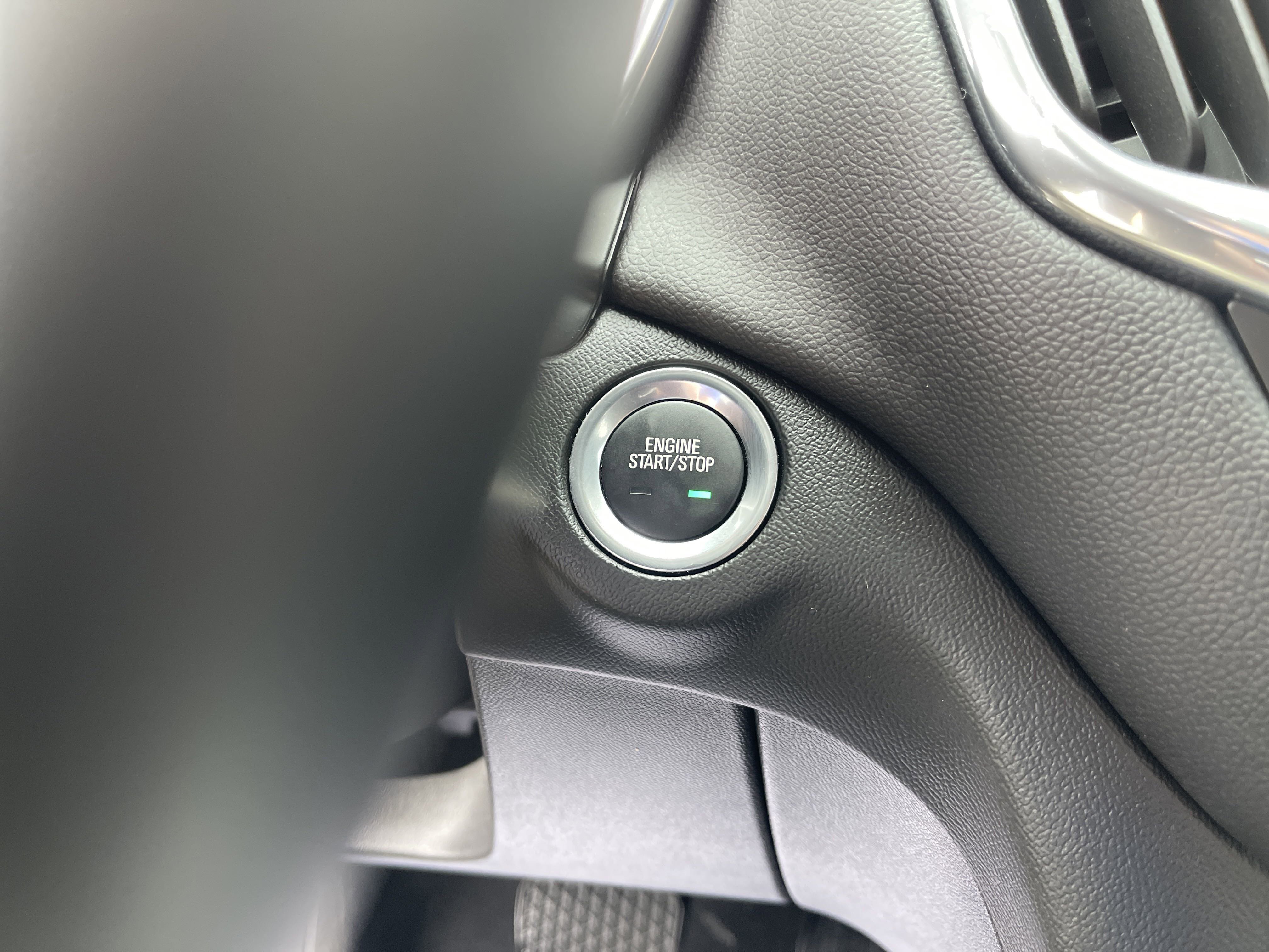 Used 2023 Chevrolet Equinox LT image 20