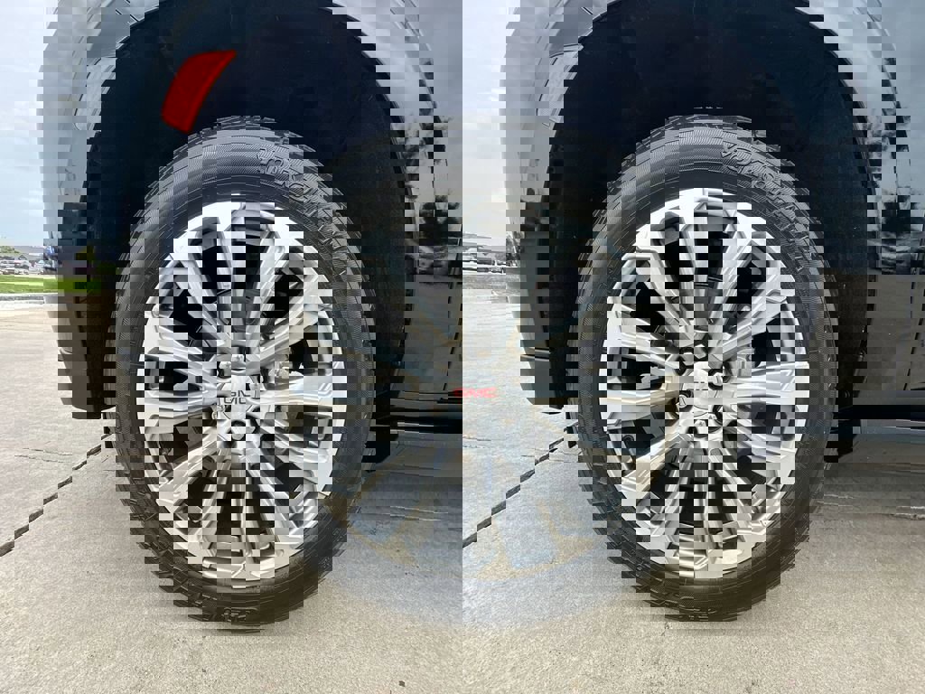 Certified 2021 GMC Yukon Denali w/ Denali Ultimate Package image 35