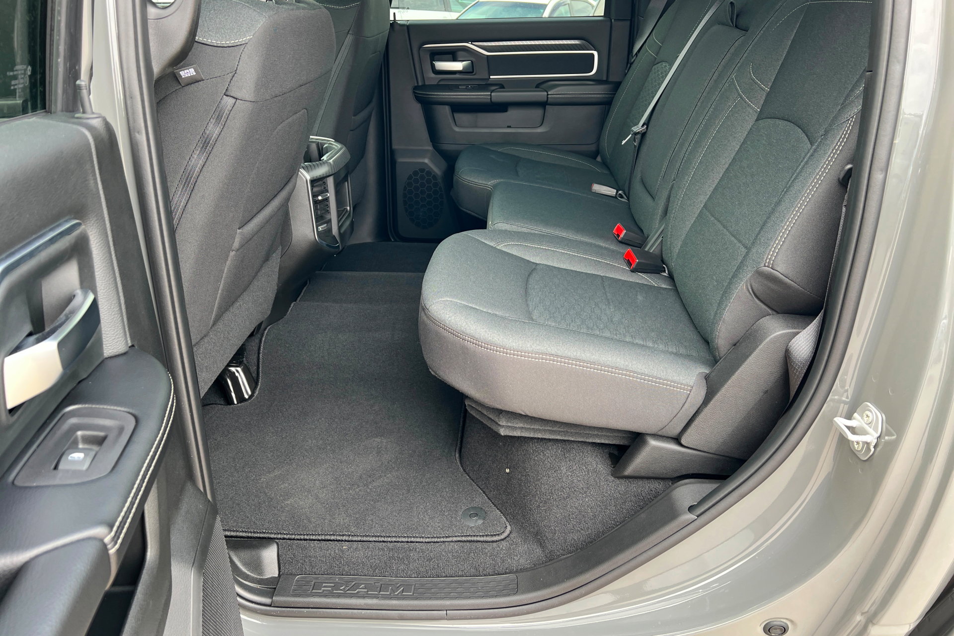 New 2026 RAM 2500 Big Horn AWD/4WD image 21