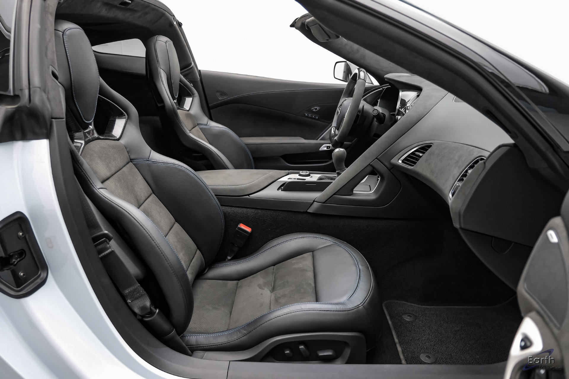 Used 2019 Chevrolet Corvette Z06 RWD image 57