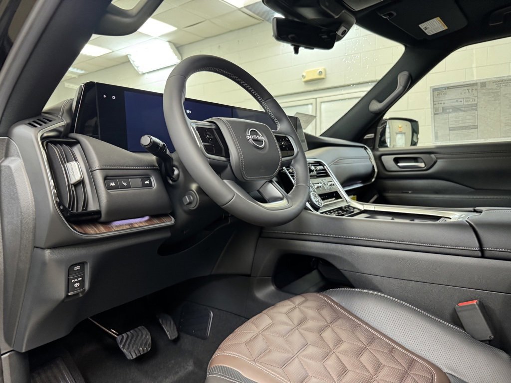 New 2025 Nissan Armada Platinum Reserve image 13