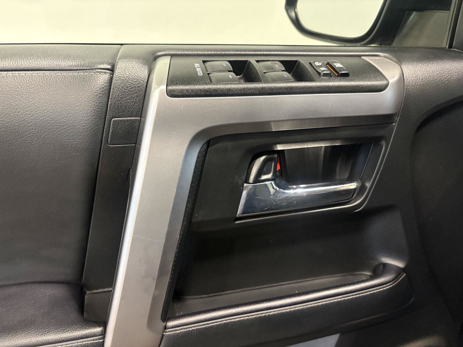 Used 2021 Toyota 4Runner SR5 Premium w/ Moonroof Package AWD/4WD image 11