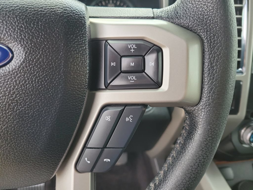 Used 2016 Ford F150 Lariat w/ Equipment Group 502A Luxury AWD/4WD image 25