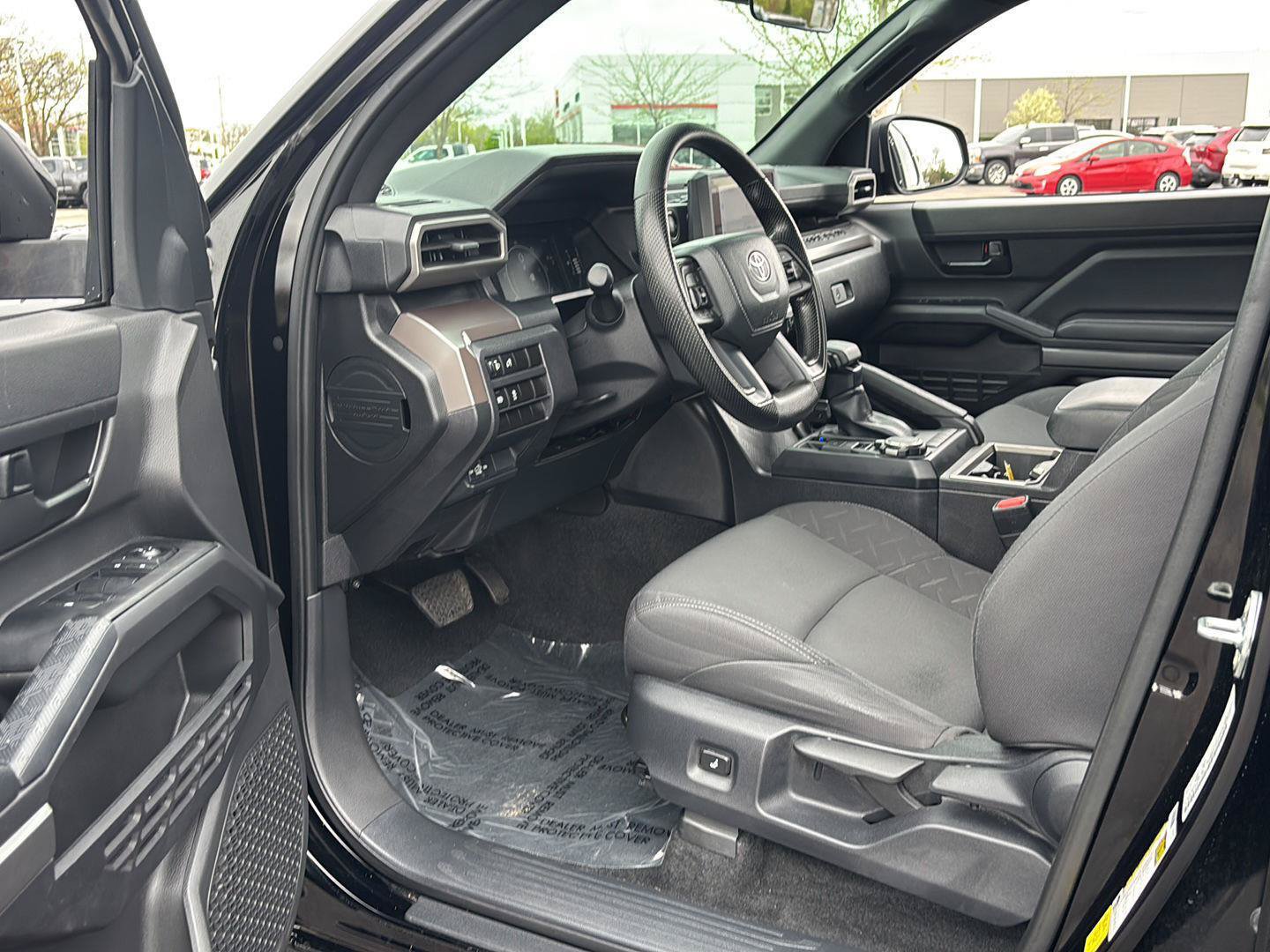 Used 2024 Toyota Tacoma SR5 AWD/4WD image 2