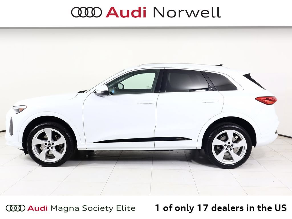 Used 2025 Audi Q5 2.0T w/ Premium Plus AWD/4WD image 13