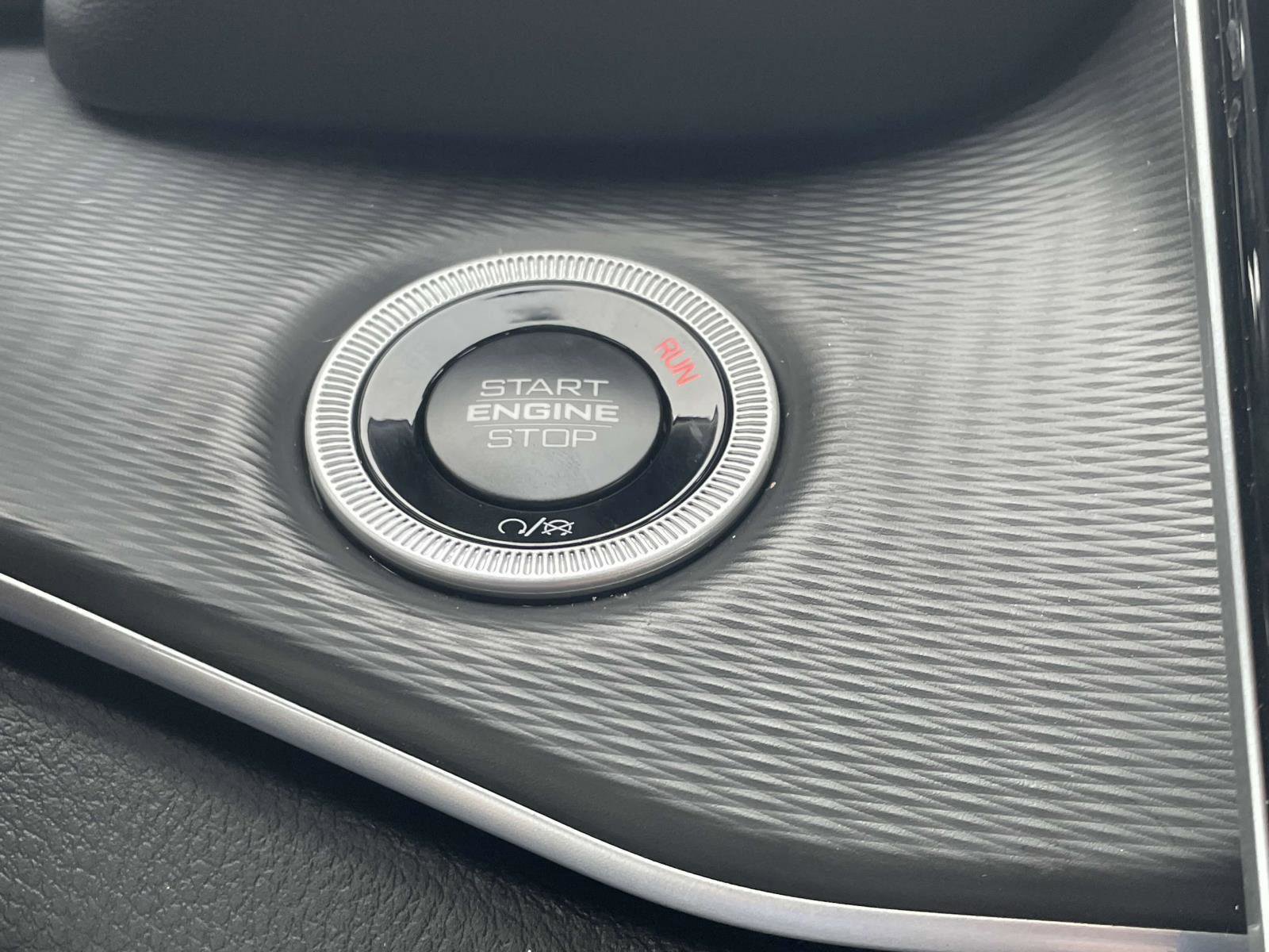 New 2025 Jeep Grand Cherokee L Altitude image 5