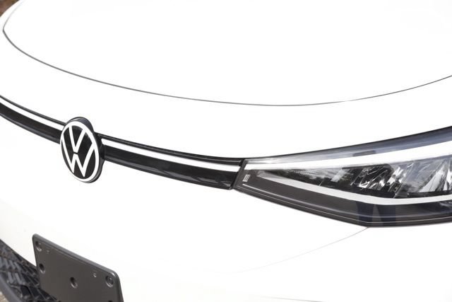 Used 2025 Volkswagen ID.4 Pro AWD/4WD image 9