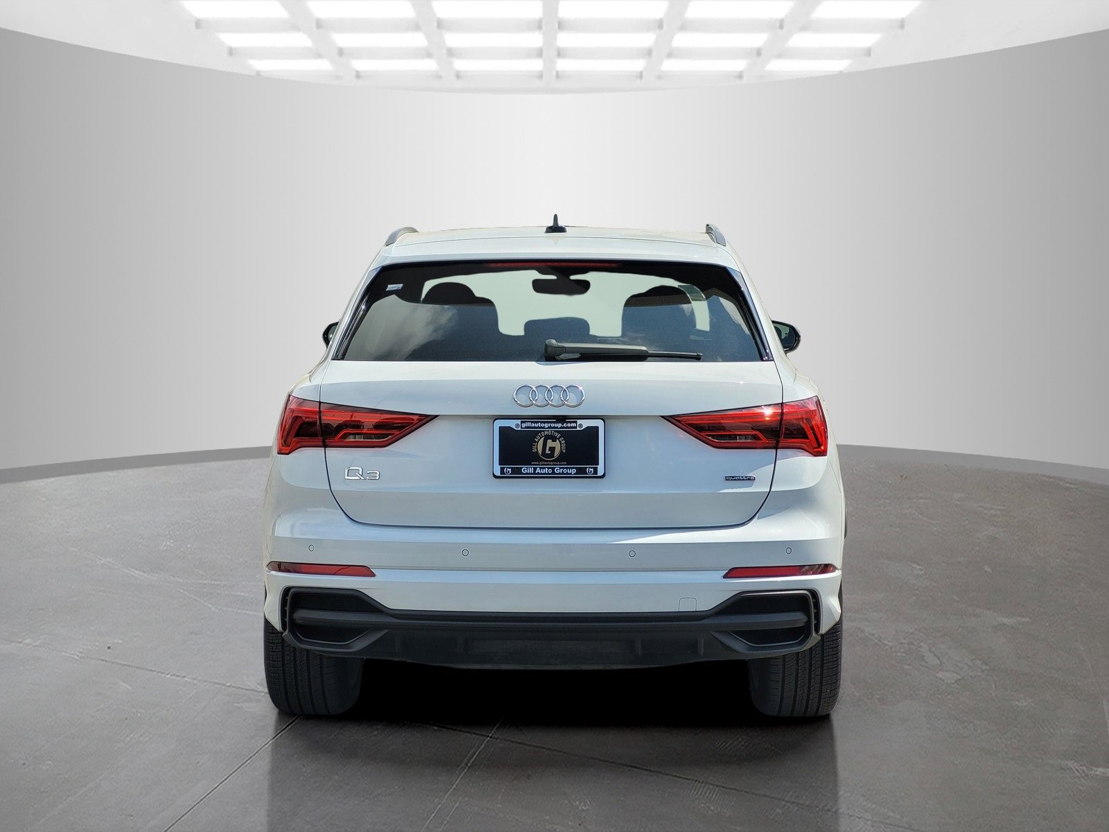 Used 2024 Audi Q3 2.0T Premium Plus w/ Premium Plus Package image 5