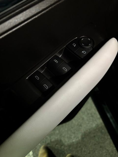 Used 2024 GMC Canyon AT4X image 14