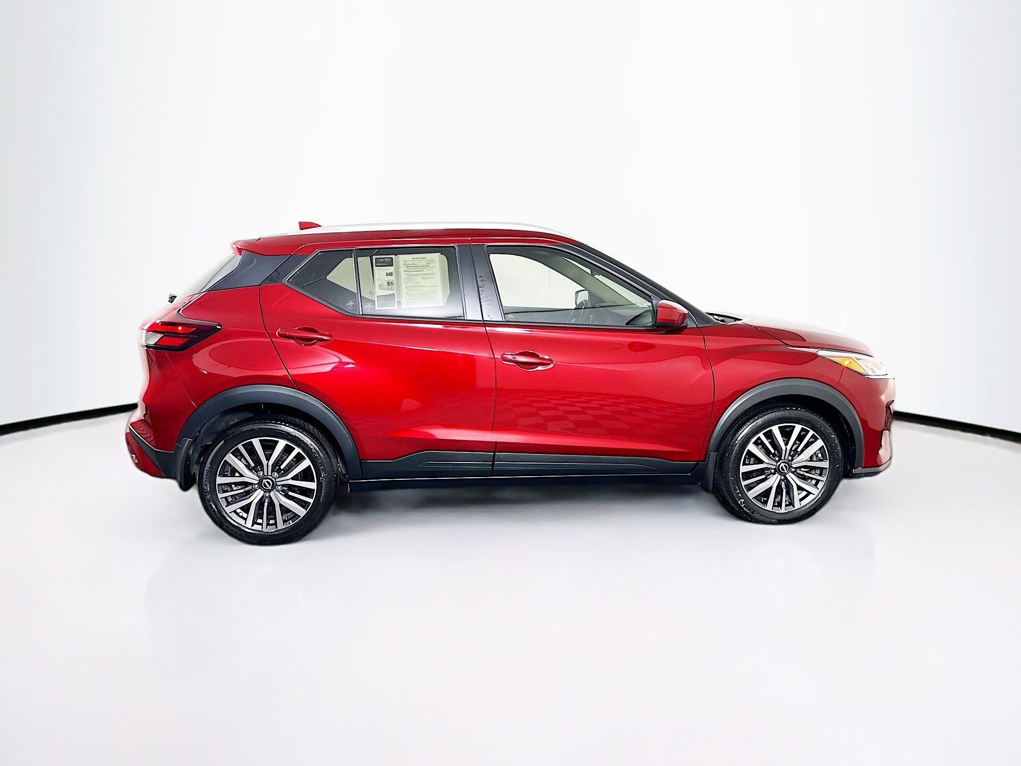 Used 2023 Nissan Kicks SV image 10