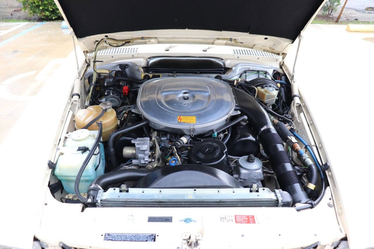 Used 1987 Mercedes-Benz 560 SL image 29