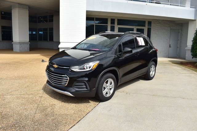 Used 2022 Chevrolet Trax LT w/ LT Convenience Package AWD/4WD image 5