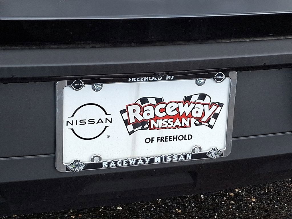 New 2025 Nissan Pathfinder SV w/ Black Appearance Package image 11