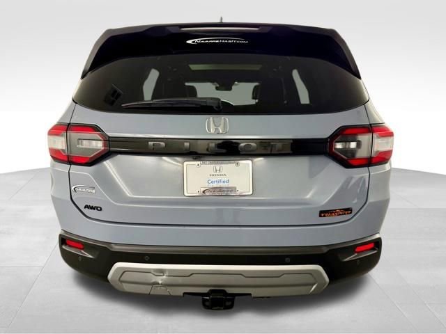 Certified 2025 Honda Pilot TrailSport image 7