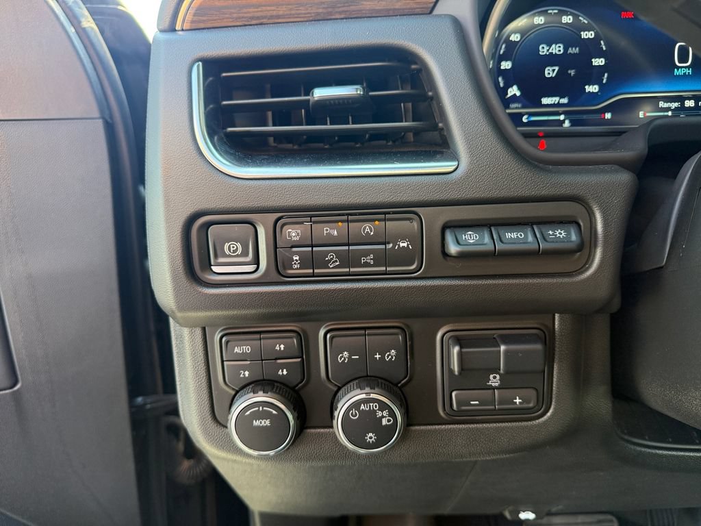 Used 2024 Chevrolet Tahoe High Country w/ Advanced Technology Package AWD/4WD image 26
