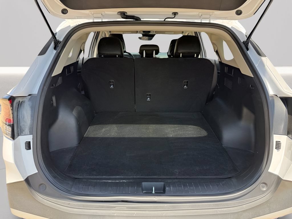 Used 2025 Kia Sportage EX FWD image 16