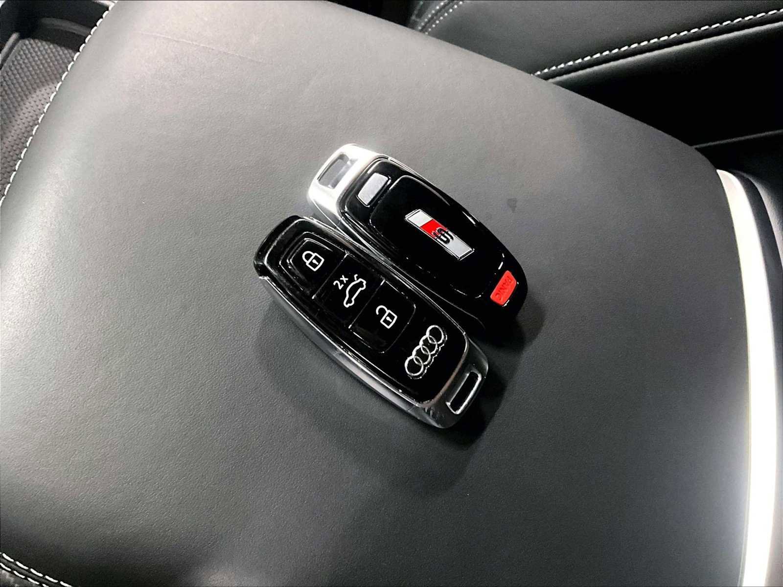 Used 2024 Audi SQ8 Prestige image 39