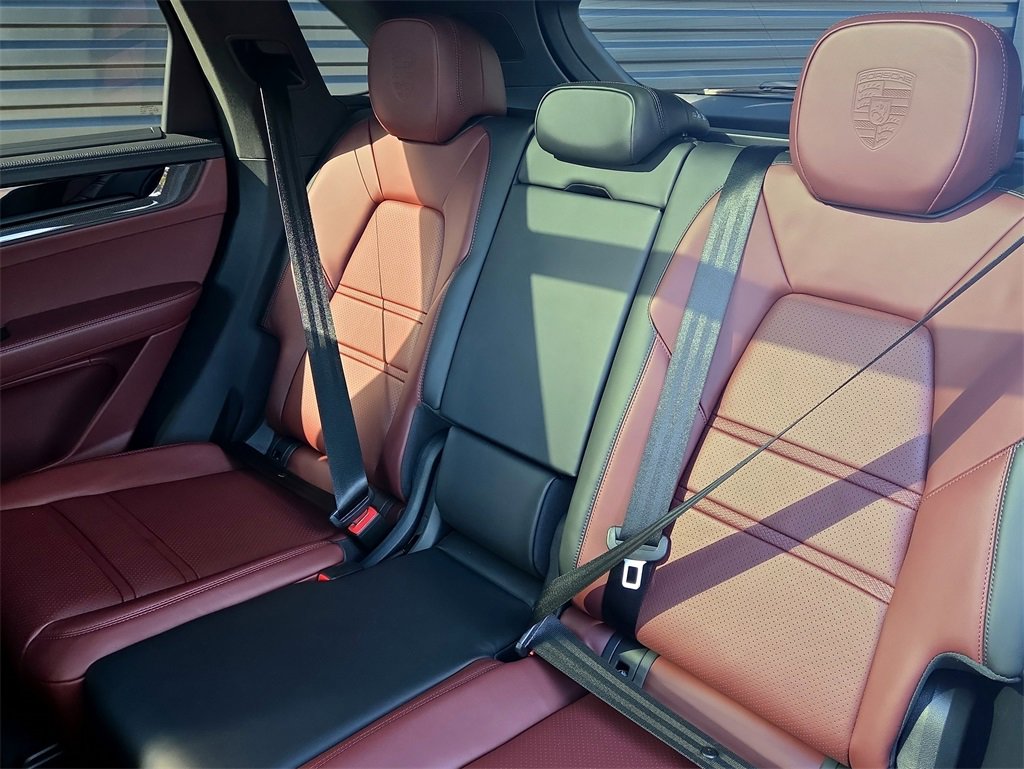 New 2026 Porsche Cayenne GTS image 16