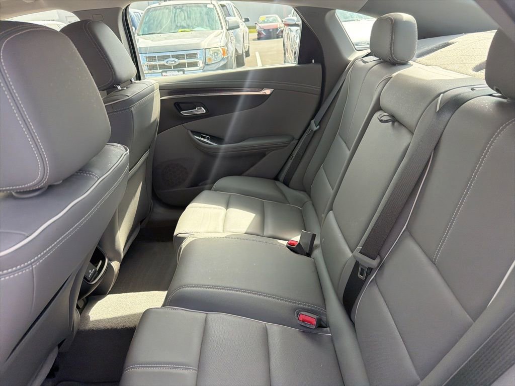 Used 2018 Chevrolet Impala Premier w/ Premier Confidence Package image 15