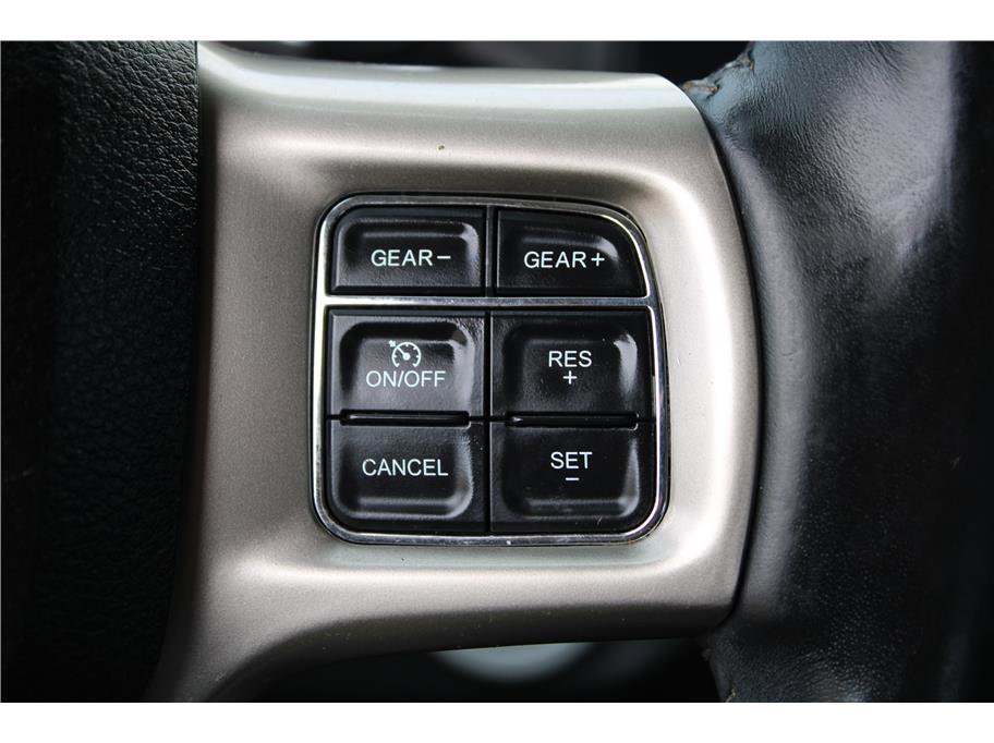 Used 2015 RAM 1500 Laramie w/ Convenience Group image 16