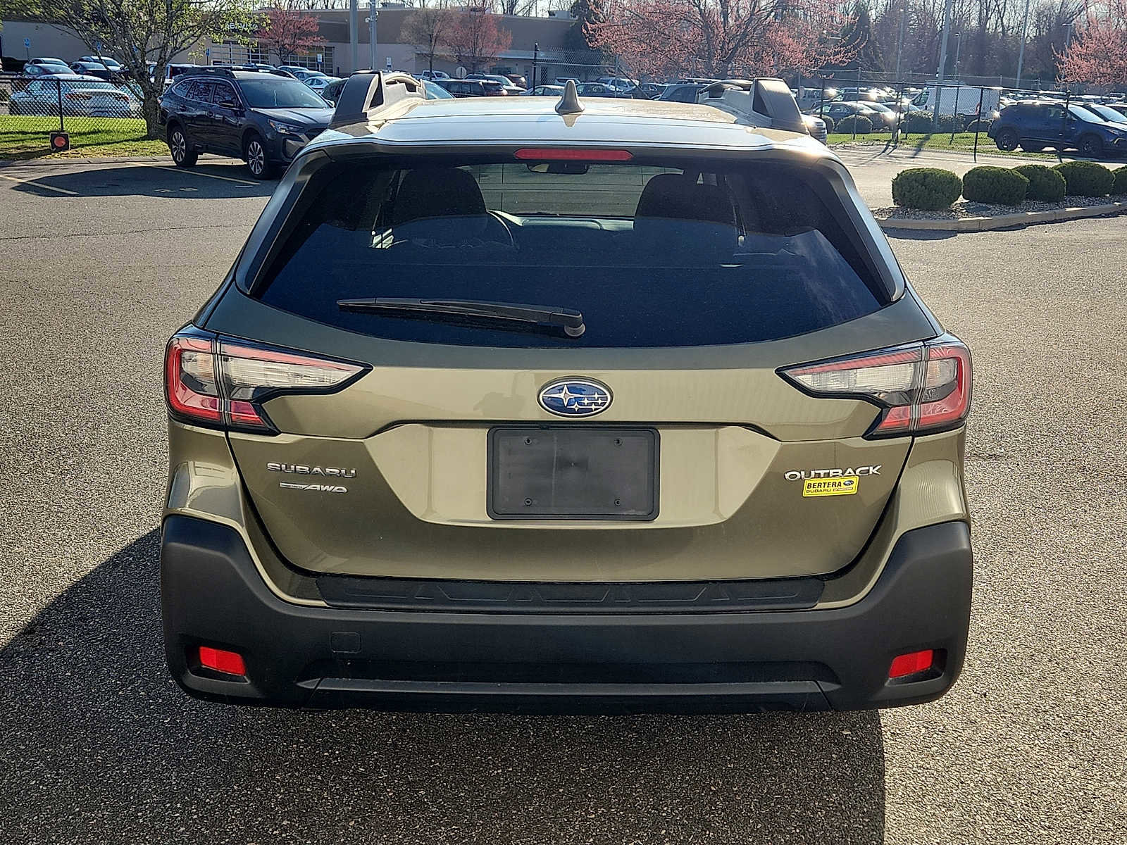 Used 2023 Subaru Outback Premium image 5