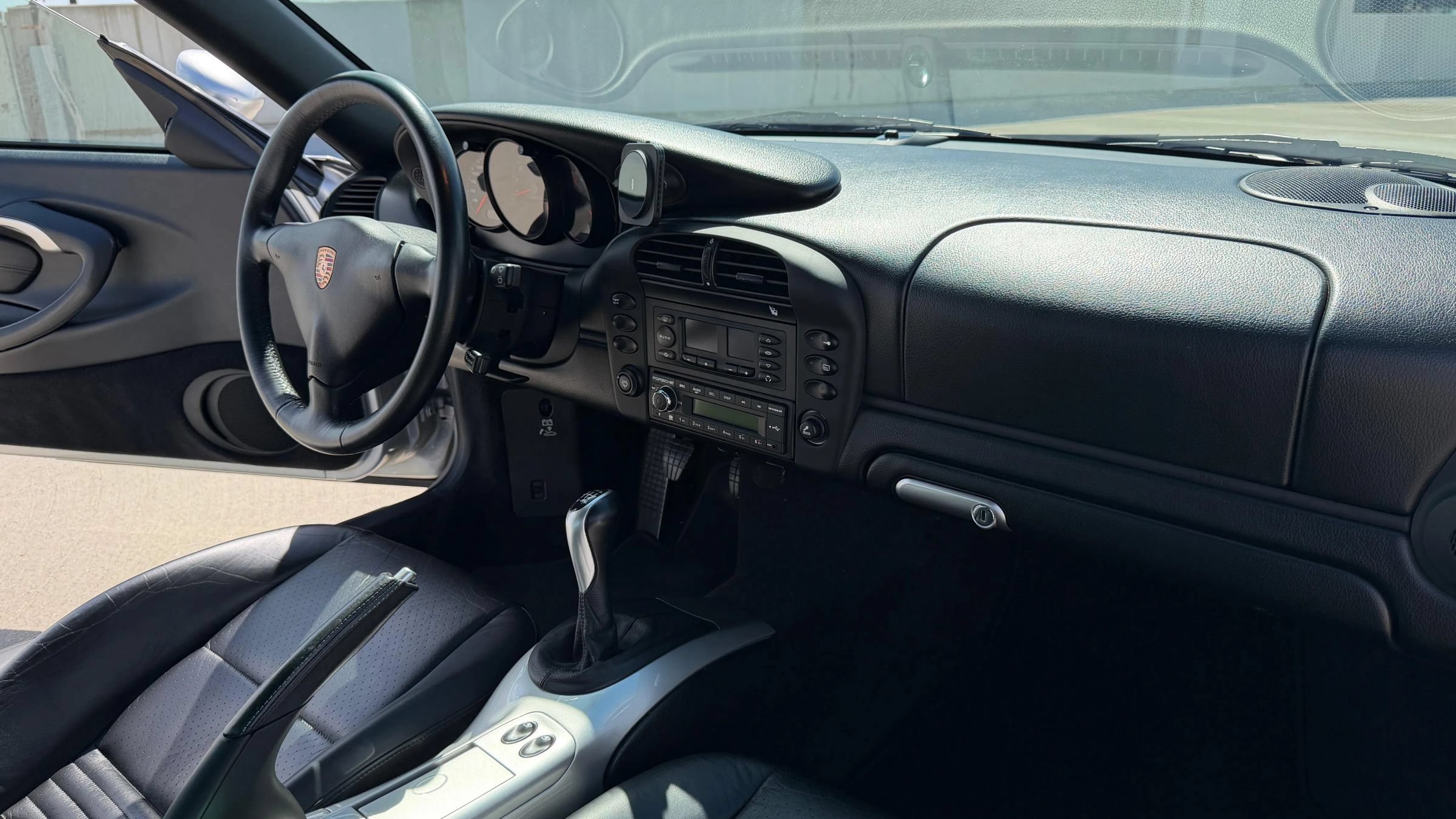 Used 2002 Porsche 911 GT3 RS image 43