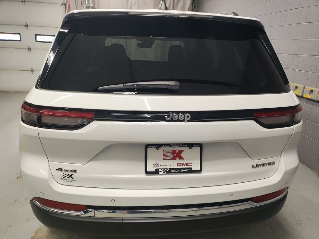 Used 2023 Jeep Grand Cherokee Limited image 22