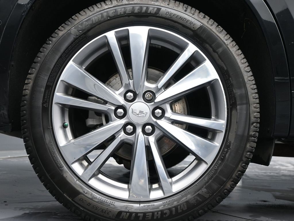 Used 2022 Cadillac XT6 Premium Luxury w/ Technology Package image 9