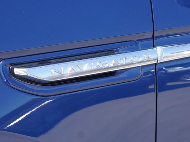 Used 2020 Lincoln Navigator L Reserve w/ Luxury Package image 9